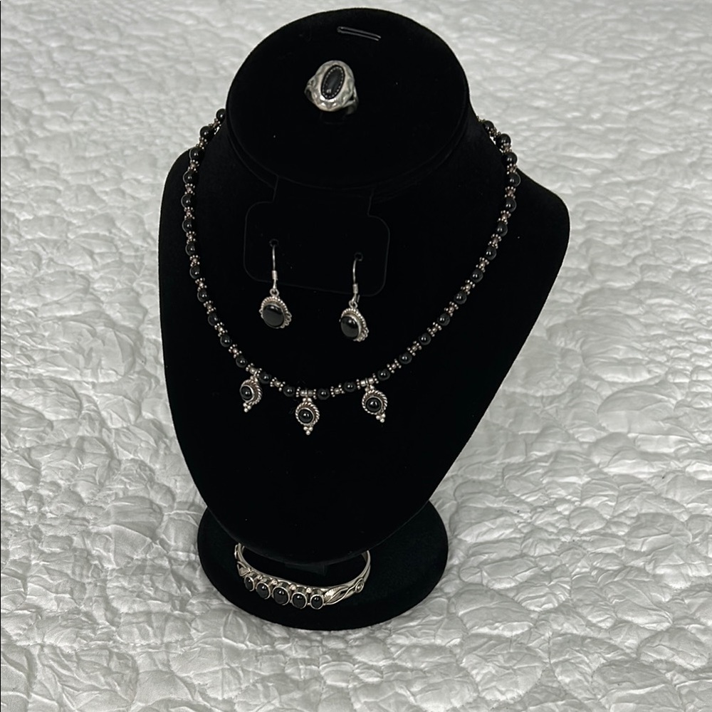 Elegant Black and Silver Teardrop Jewelry Set